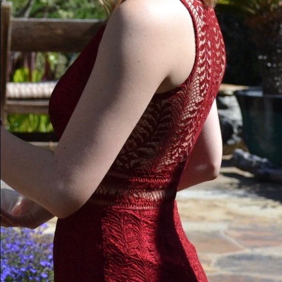 Women’s Dress - Picture 11 of 15